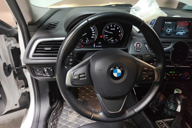 Used BMW 1 Series 2018 Facelifted 118i Sport Edition Steering Wheel