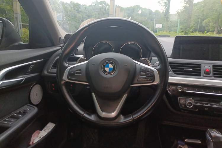 Used BMW 1 Series 2018 Restyled 120i Design Package Edition Steering Wheel