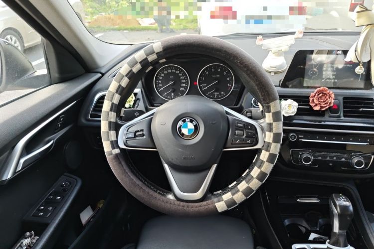 Used BMW 1 Series 2018 118i Sport Edition Steering Wheel