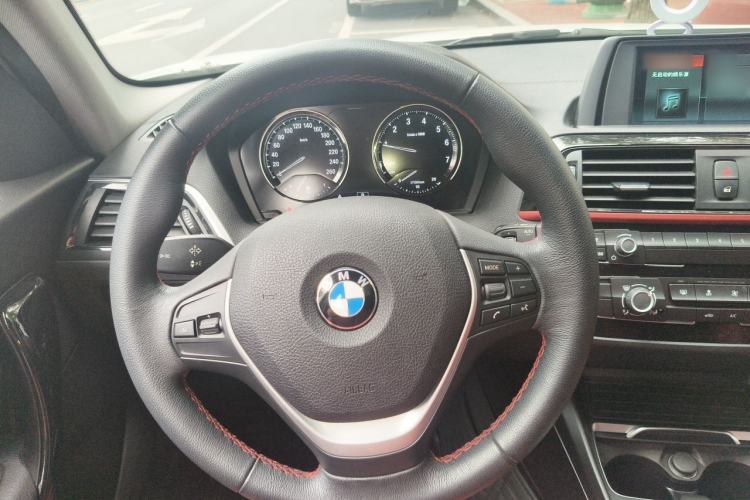 Used BMW 1 Series 2018 118i Sport Design Package Steering Wheel