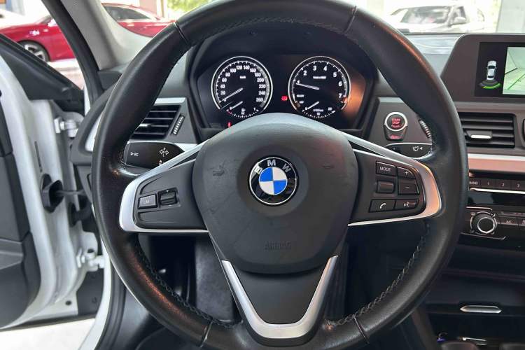 Used BMW 1 Series 2018 Revised 118i Fashion Edition Steering Wheel