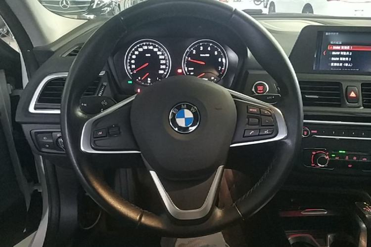 Used BMW 1 Series 2018 118i Sport Edition Steering Wheel