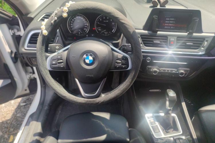Used BMW 1 Series 2018 118i Sport Edition Steering Wheel