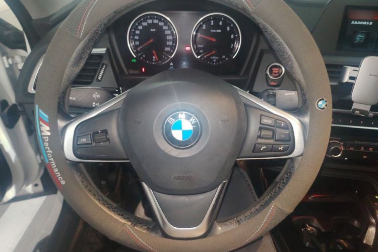Used BMW 1 Series 2018 118i Sport Edition Steering Wheel
