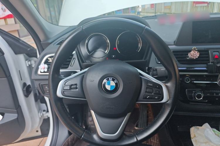Used BMW 1 Series 2018 118i Sport Edition Steering Wheel