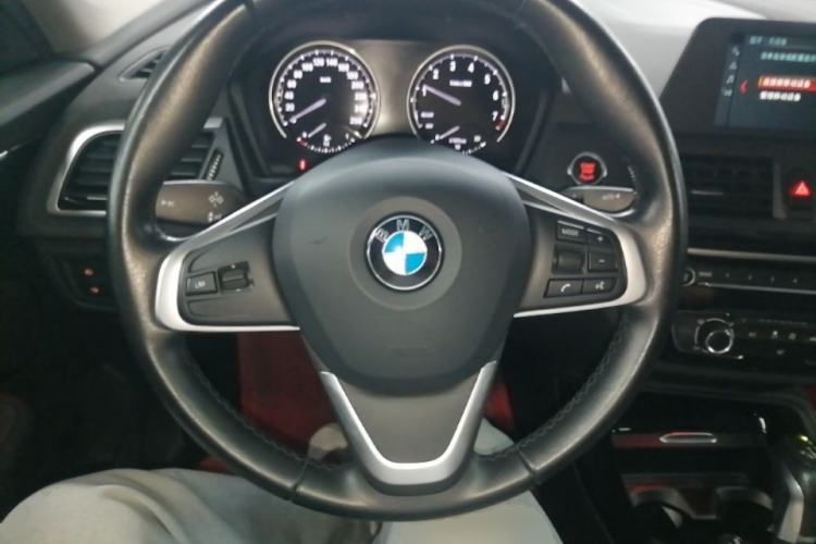 Used BMW 1 Series 2018 Facelifted 118i Sport Edition Steering Wheel