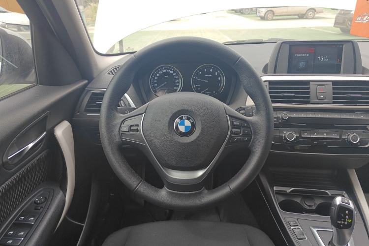 Used BMW 1 Series 2018 118i Leading Model Steering Wheel