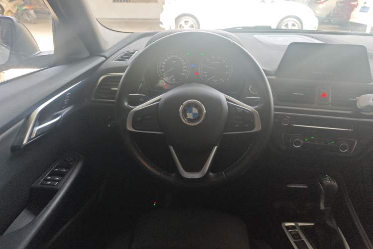 Used BMW 1 Series 2018 118i Sport Edition Steering Wheel