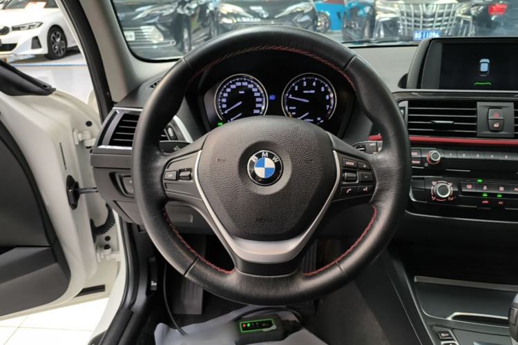 Used BMW 1 Series 2018 118i Sport Design Package Steering Wheel