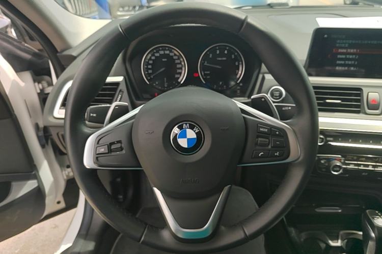 Used BMW 1 Series 2018 120i Design Package Model Steering Wheel