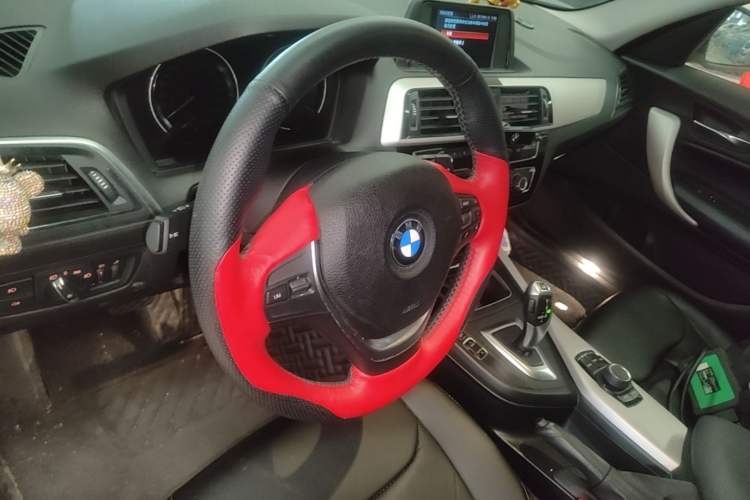 Used BMW 1 Series 2018 118i Leading Model Steering Wheel