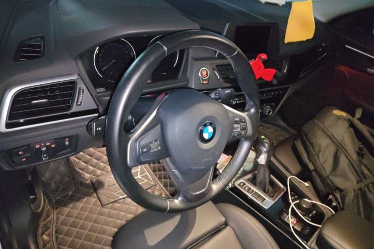 Used BMW 1 Series 2018 118i Sport Edition Steering Wheel