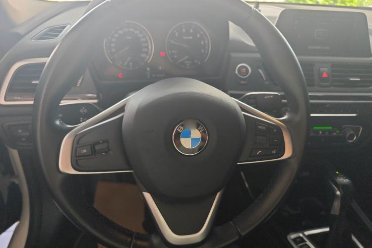 Used BMW 1 Series 2018 118i Sport Edition Steering Wheel