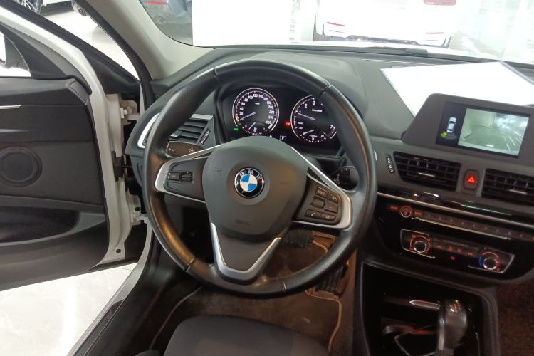 Used BMW 1 Series 2018 118i Sport Edition Steering Wheel