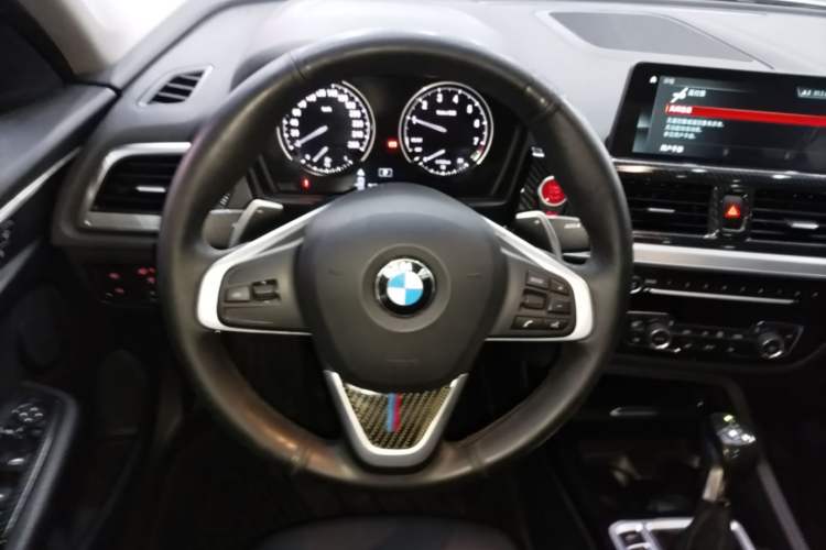 Used BMW 1 Series 2018 120i Design Package Model Steering Wheel