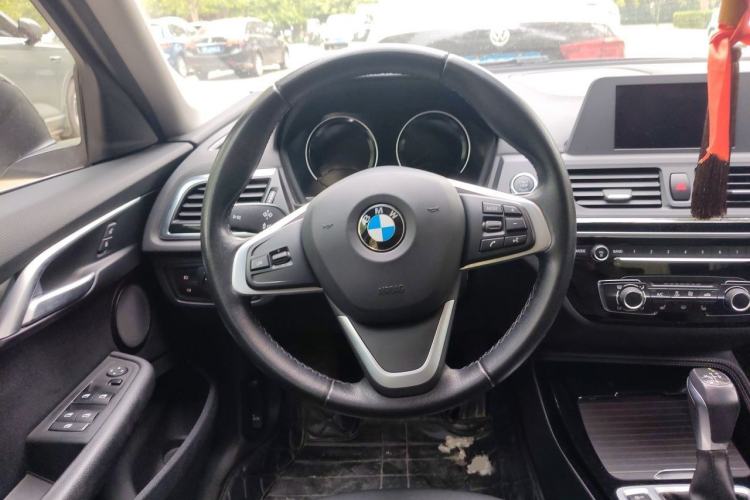 Used BMW 1 Series 2018 118i Sport Edition Steering Wheel