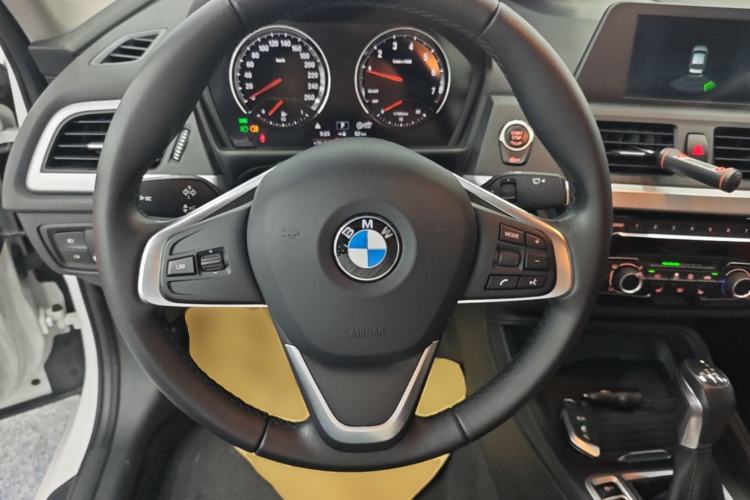 Used BMW 1 Series 2018 118i Fashion Model Steering Wheel