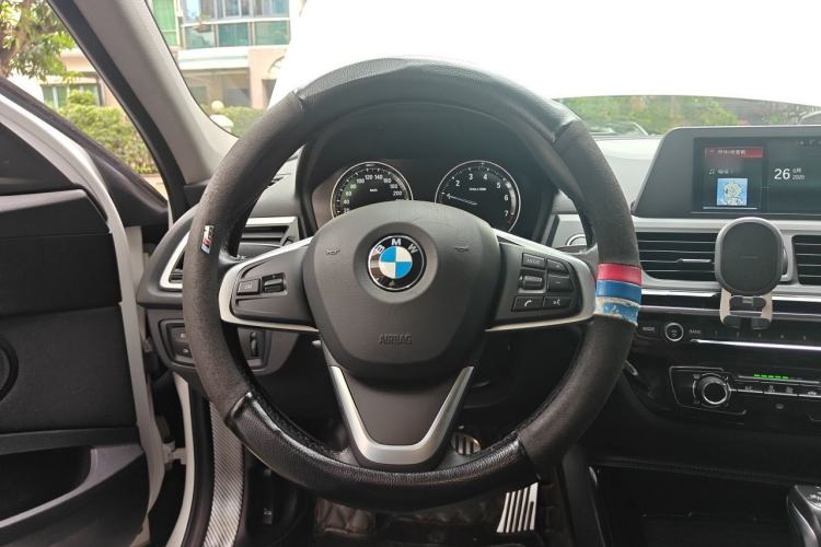 Used BMW 1 Series 2018 118i Sport Edition Steering Wheel