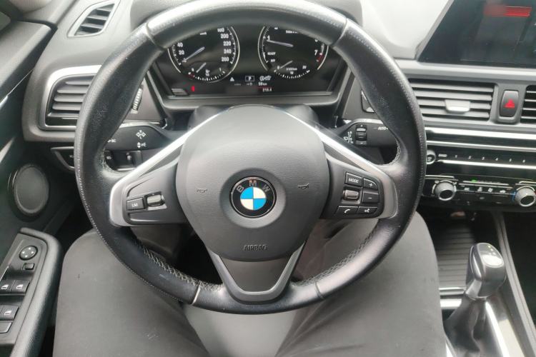 Used BMW 1 Series 2018 Facelifted 118i Sport Edition Steering Wheel