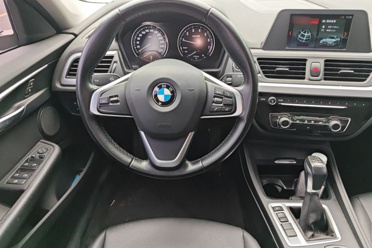 Used BMW 1 Series 2018 118i Fashion Model Steering Wheel