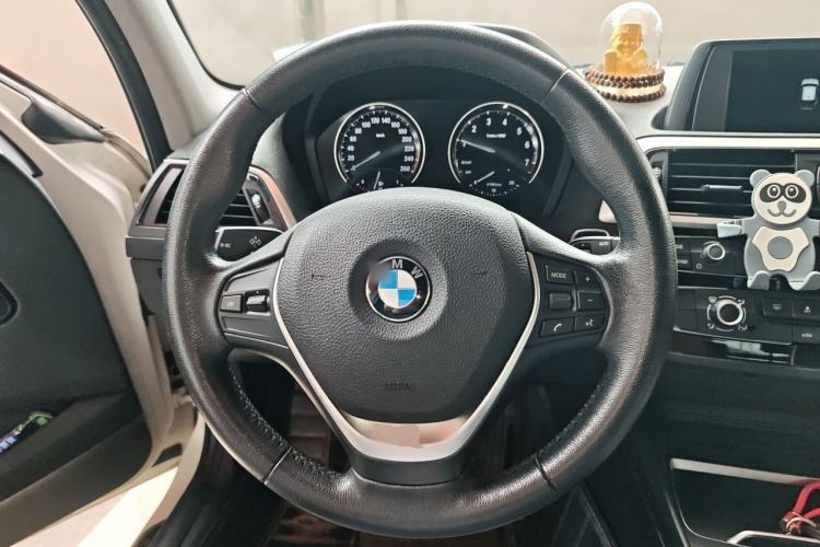Used BMW 1 Series 2018 118i Leading Model Steering Wheel