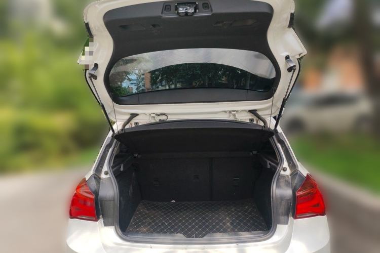 Used BMW 1 Series 2018 118i Sport Design Package Trunk