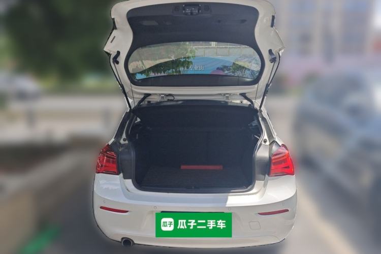 Used BMW 1 Series 2018 118i Leading Model Trunk