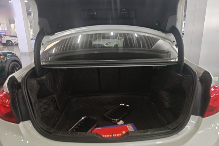 Used BMW 1 Series 2018 120i Design Package Model Trunk