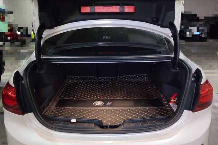 Used BMW 1 Series 2018 118i Design Package Edition Trunk