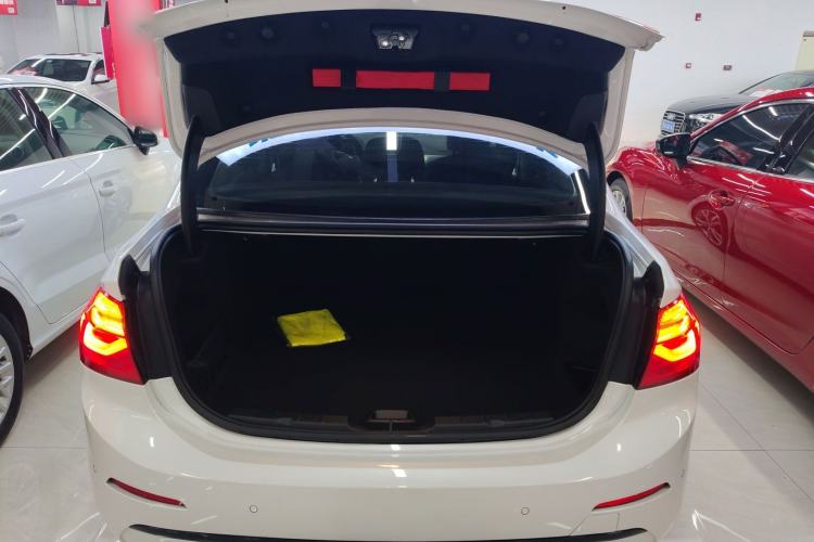 Used BMW 1 Series 2018 120i Design Package Model Trunk
