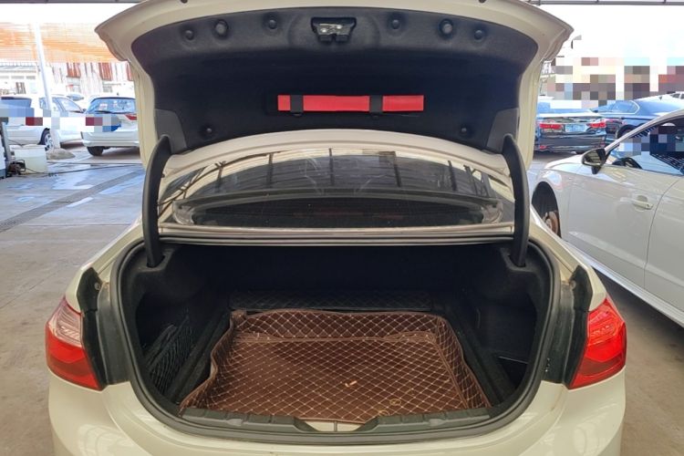 Used BMW 1 Series 2018 118i Sport Edition Trunk