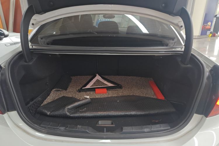 Used BMW 1 Series 2018 Restyled 120i Design Package Edition Trunk