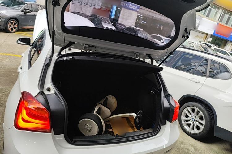 Used BMW 1 Series 2018 118i Sport Design Package Trunk