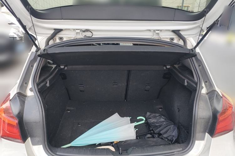 Used BMW 1 Series 2018 118i Leading Model Trunk