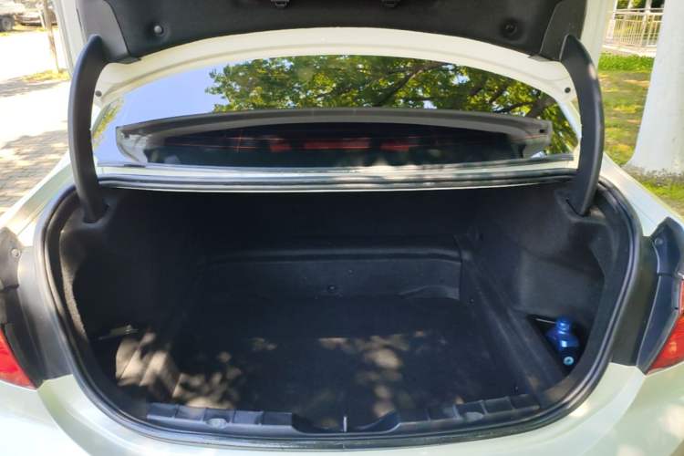 Used BMW 1 Series 2018 118i Fashion Model Trunk
