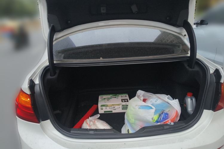 Used BMW 1 Series 2018 118i Fashion Model Trunk