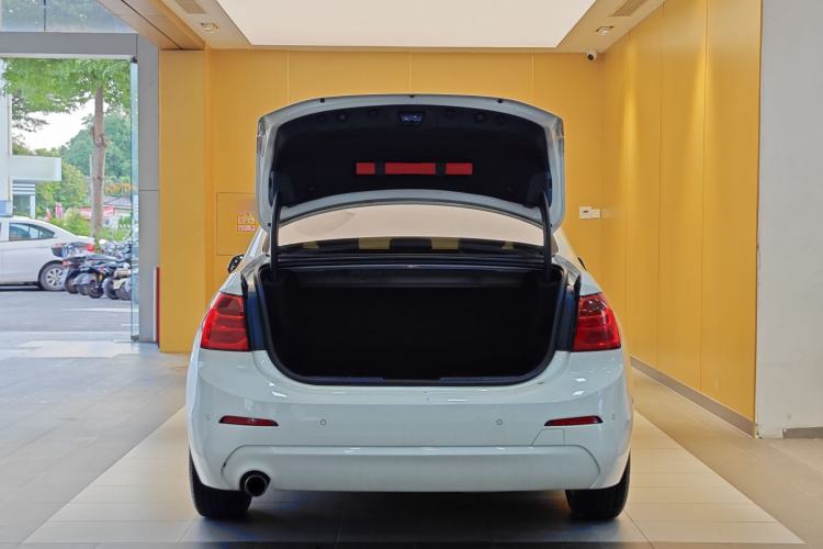 Used BMW 1 Series 2018 Revised 118i Fashion Edition Trunk