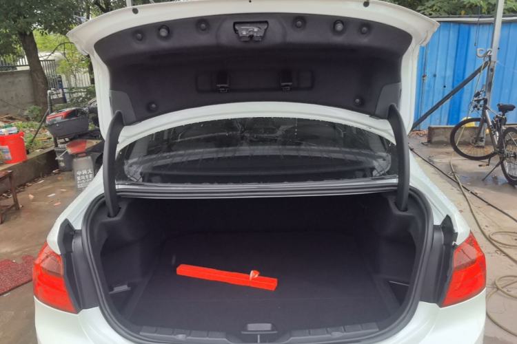 Used BMW 1 Series 2018 Revised 118i Fashion Edition Trunk