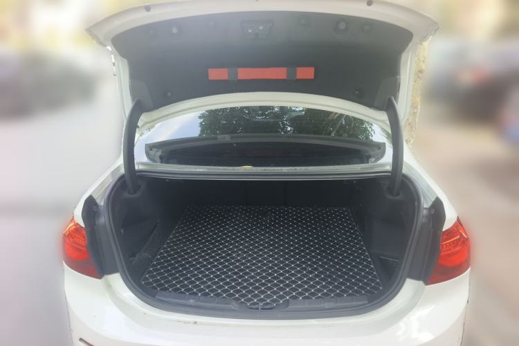 Used BMW 1 Series 2018 120i Design Package Model Trunk