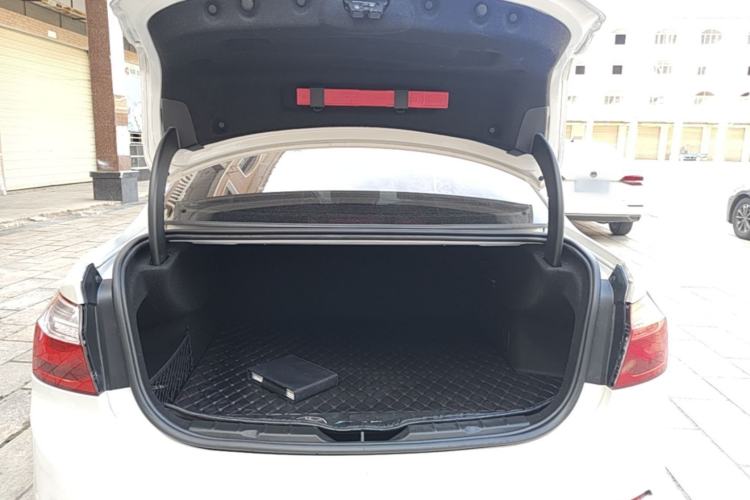Used BMW 1 Series 2018 118i Sport Edition Trunk