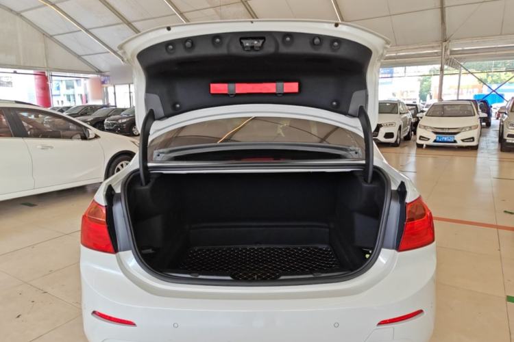 Used BMW 1 Series 2018 118i Fashion Model Trunk