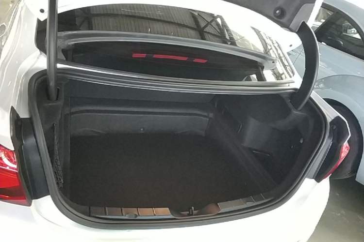Used BMW 1 Series 2018 118i Sport Edition Trunk