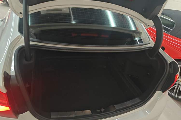 Used BMW 1 Series 2018 118i Sport Edition Trunk