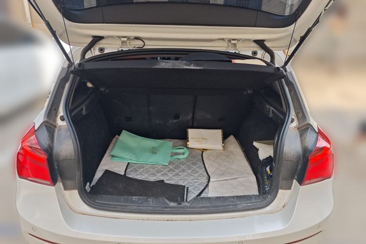 Used BMW 1 Series 2018 118i Leading Model Trunk