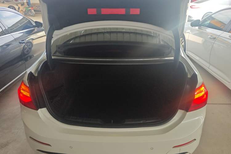 Used BMW 1 Series 2018 118i Sport Edition Trunk