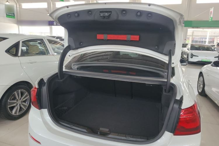 Used BMW 1 Series 2018 120i Design Package Model Trunk