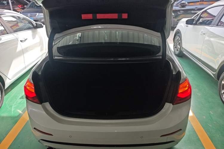 Used BMW 1 Series 2018 Facelifted 118i Sport Edition Trunk