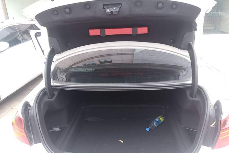 Used BMW 1 Series 2018 118i Fashion Model Trunk