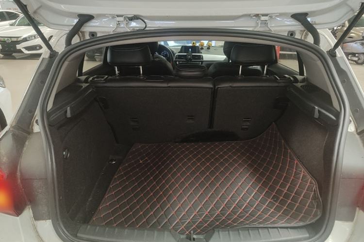 Used BMW 1 Series 2018 118i Leading Model Trunk