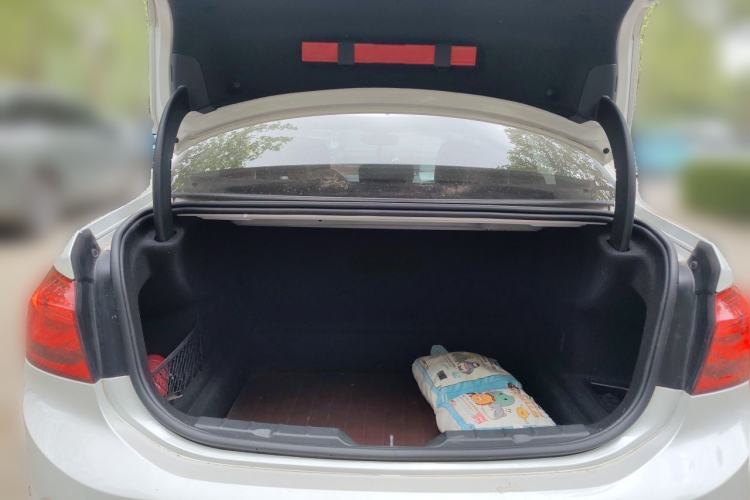 Used BMW 1 Series 2018 118i Sport Edition Trunk